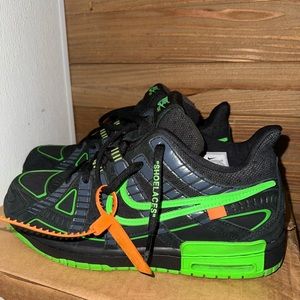 Nike x off white rubber dunk